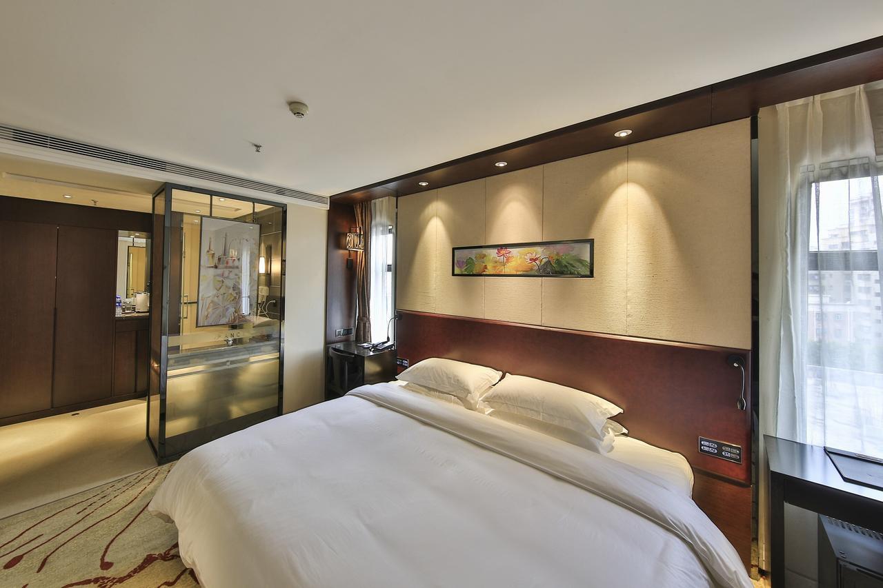 Fancy Hotel Sencsen Kültér fotó